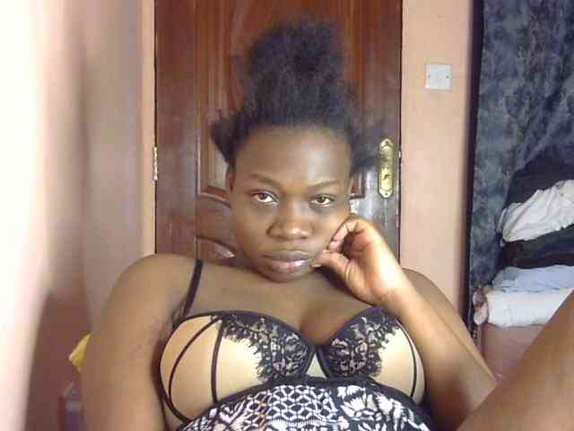Pretty-horny webcam