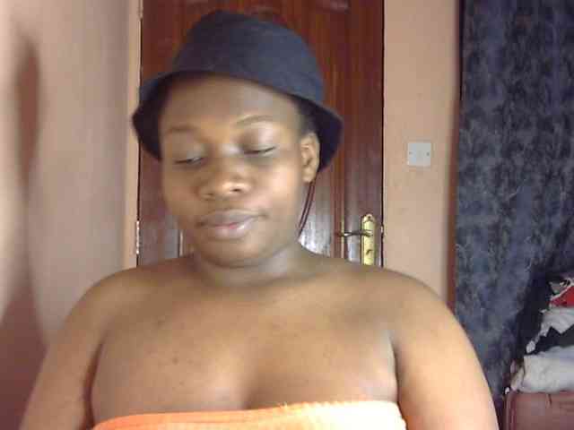 Pretty-horny webcam