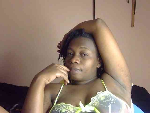 Pretty-horny webcam