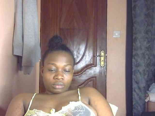 Pretty-horny webcam