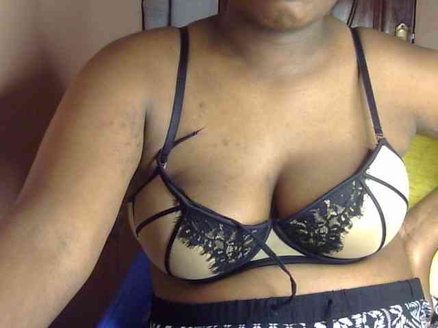 Pretty-horny webcam
