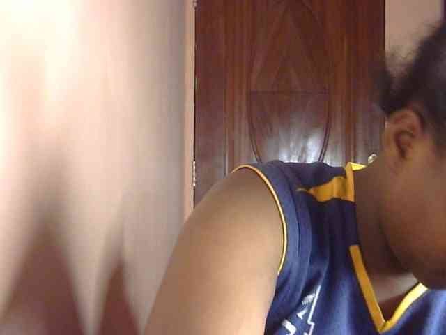 Pretty-horny webcam
