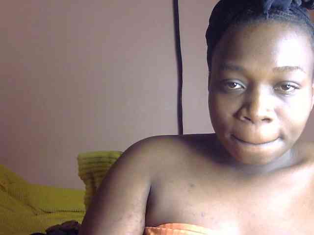 Pretty-horny webcam