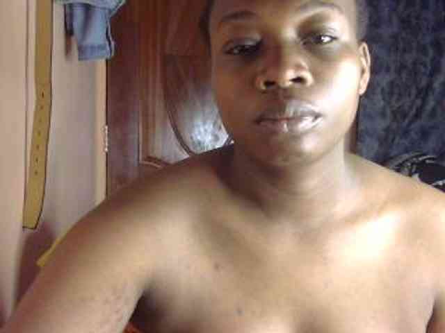 Pretty-horny webcam