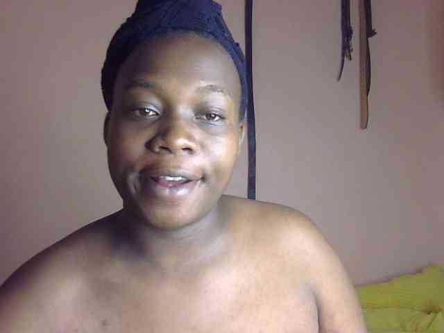 Pretty-horny webcam