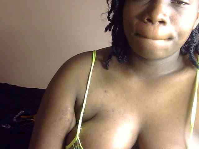 Pretty-horny webcam