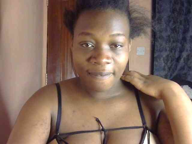 Pretty-horny webcam