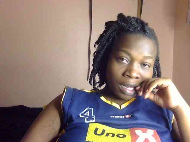 Pretty-horny webcam