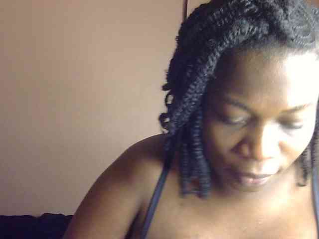 Pretty-horny webcam