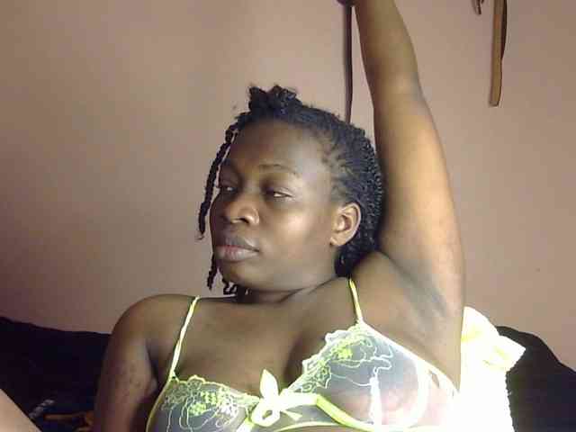 Pretty-horny webcam