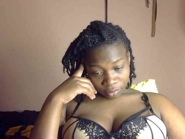 Pretty-horny webcam