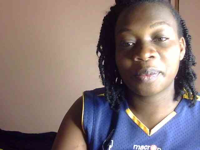 Pretty-horny webcam