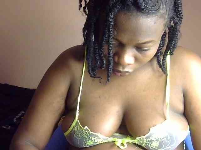 Pretty-horny webcam