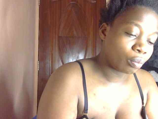 Pretty-horny webcam