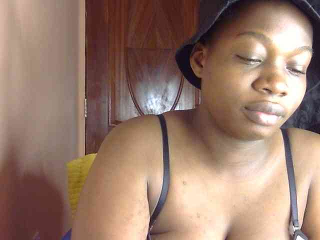 Pretty-horny webcam