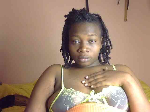 Pretty-horny webcam