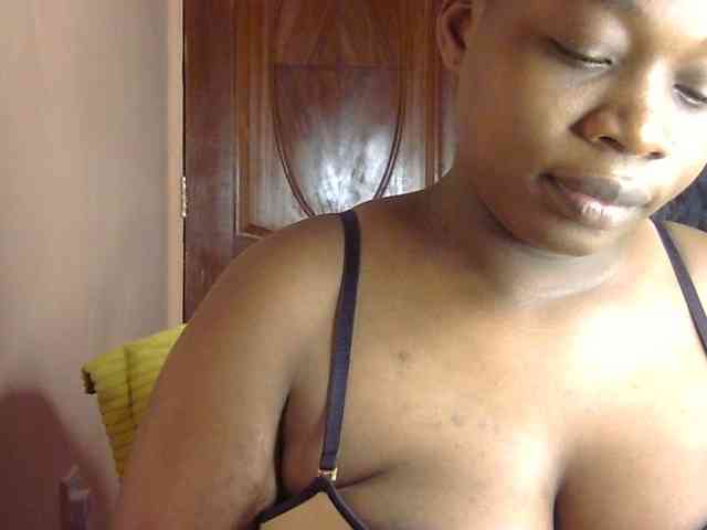 Pretty-horny webcam