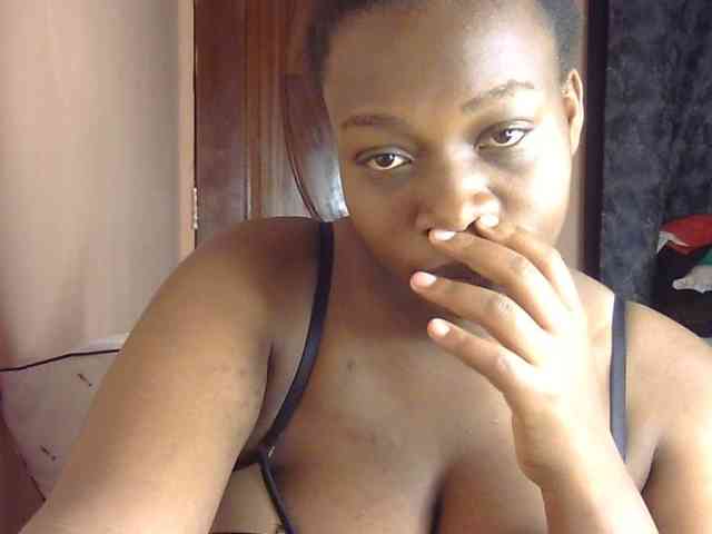 Pretty-horny webcam