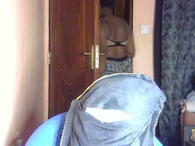 Pretty-horny webcam