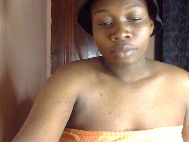 Pretty-horny webcam