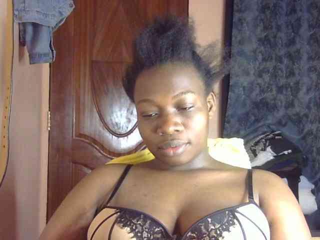 Pretty-horny webcam