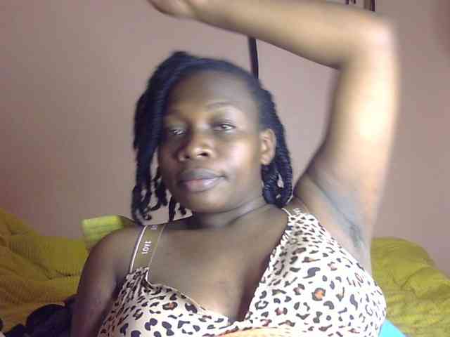 Pretty-horny webcam