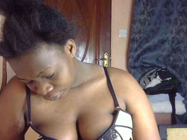 Pretty-horny webcam