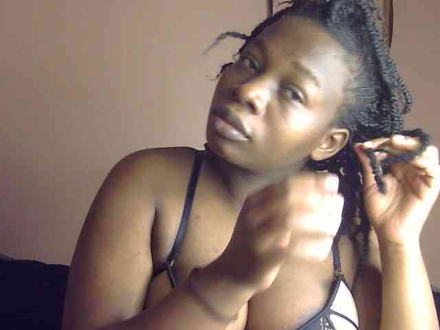 Pretty-horny webcam