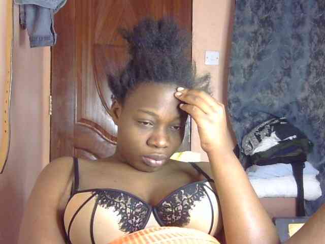 Pretty-horny webcam