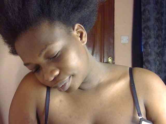 Pretty-horny webcam