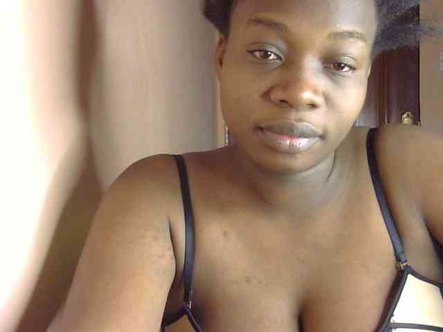 Pretty-horny webcam