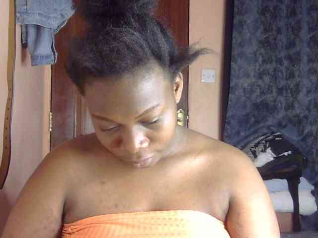 Pretty-horny webcam
