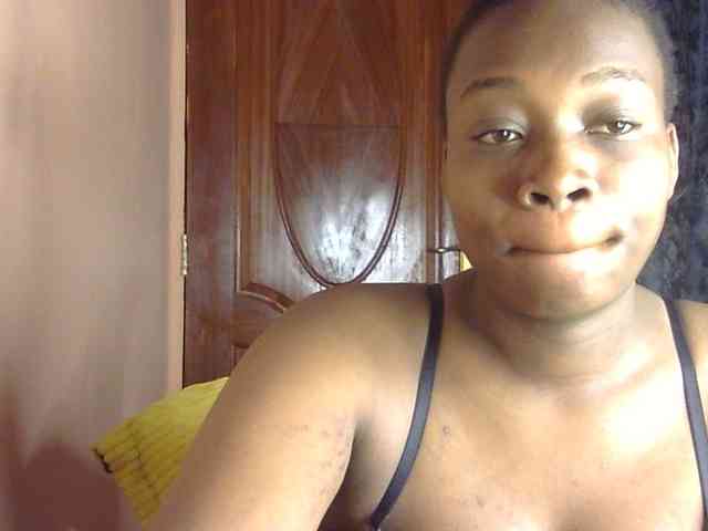 Pretty-horny webcam