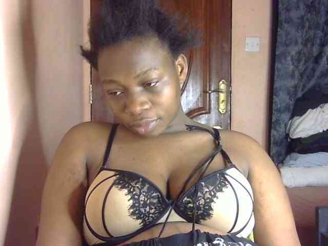 Pretty-horny webcam