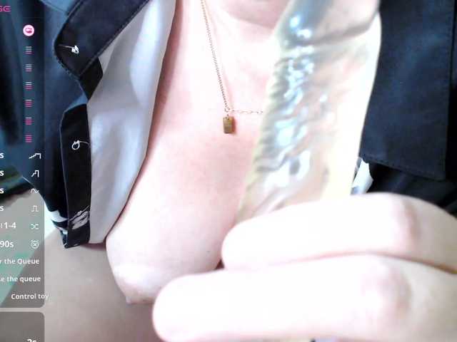 rosestar's BongaCams show and profile