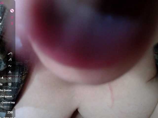 rosestar's BongaCams show and profile