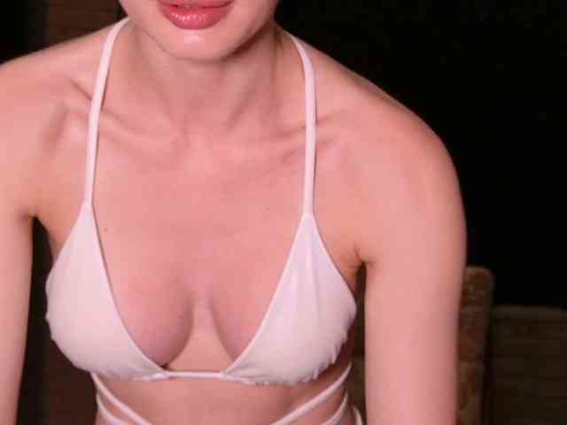 eva-golden webcam