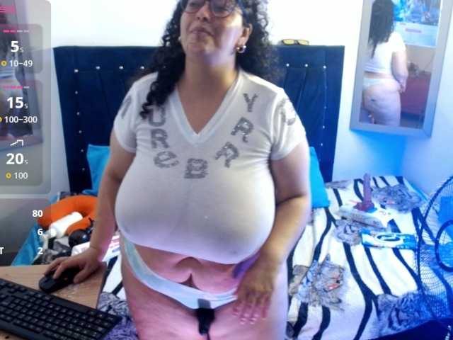 bubis-laru53's BongaCams show and profile