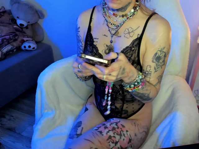 Preview of mary-xextra