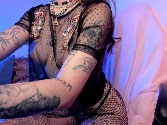 Mary-Xextra webcam