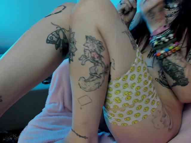 Mary-Xextra webcam