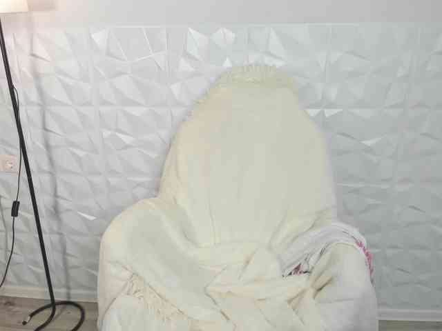 Mary-Xextra webcam