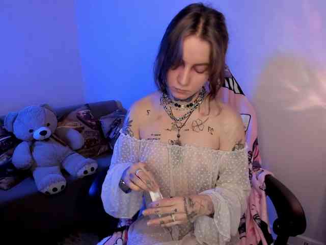 Mary-Xextra Mary-Xextra