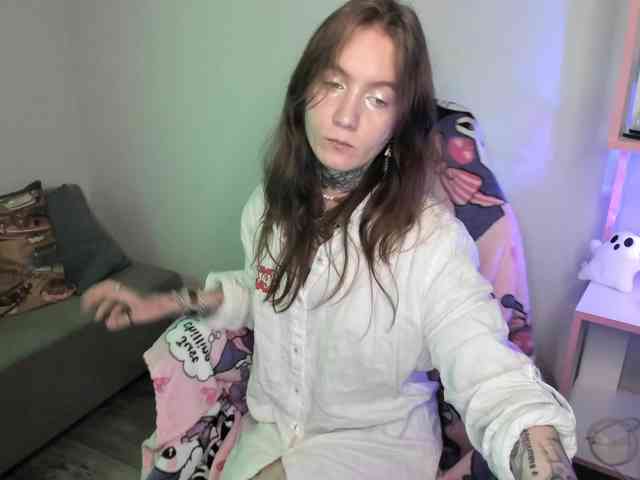 Mary-Xextra webcam