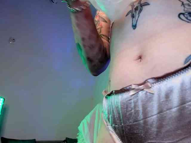Mary-Xextra webcam