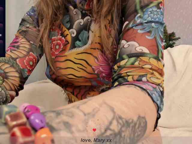 Mary-Xextra Mary-Xextra