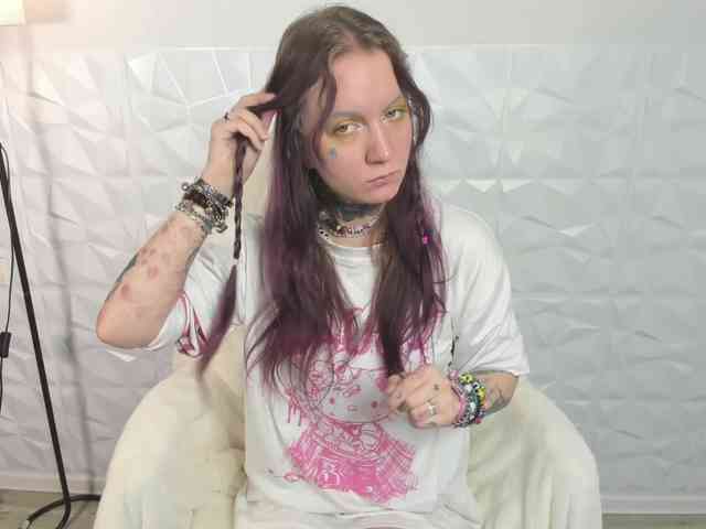 Mary-Xextra webcam