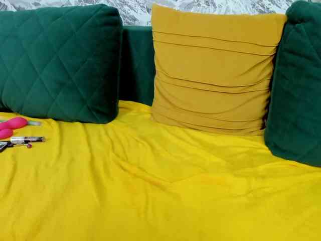 Mary-Xextra webcam