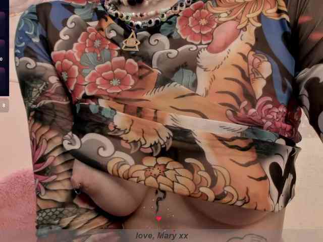 Mary-Xextra Mary-Xextra