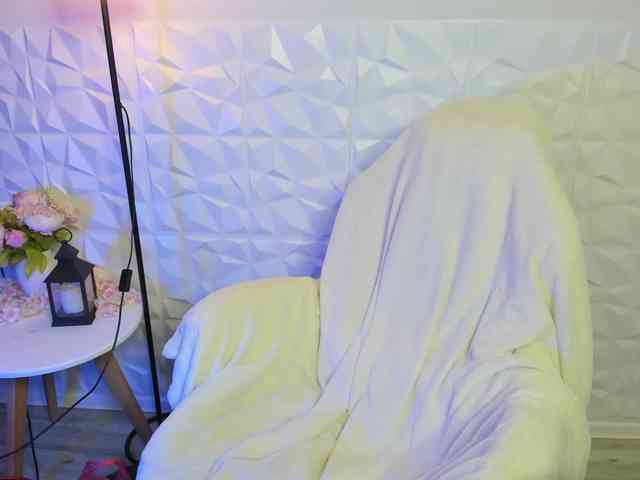 Mary-Xextra webcam